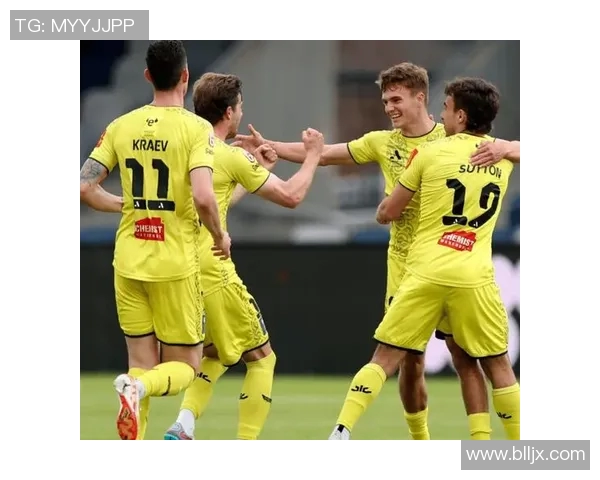 波斯光荣与惠灵顿凤凰的精彩对决揭示足球战术与团队精神的较量